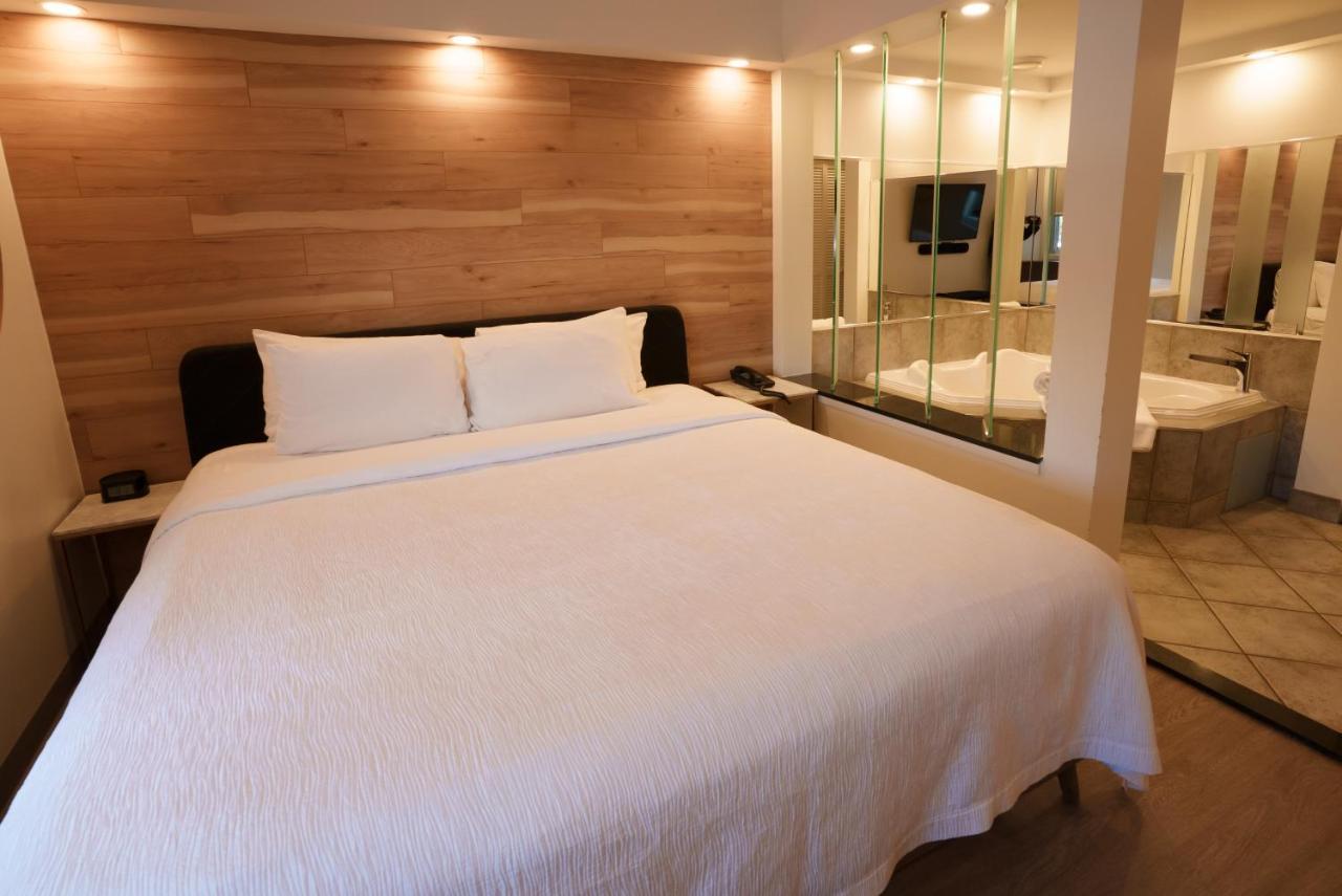 Hotel Le Rivage Rosemere Bagian luar foto