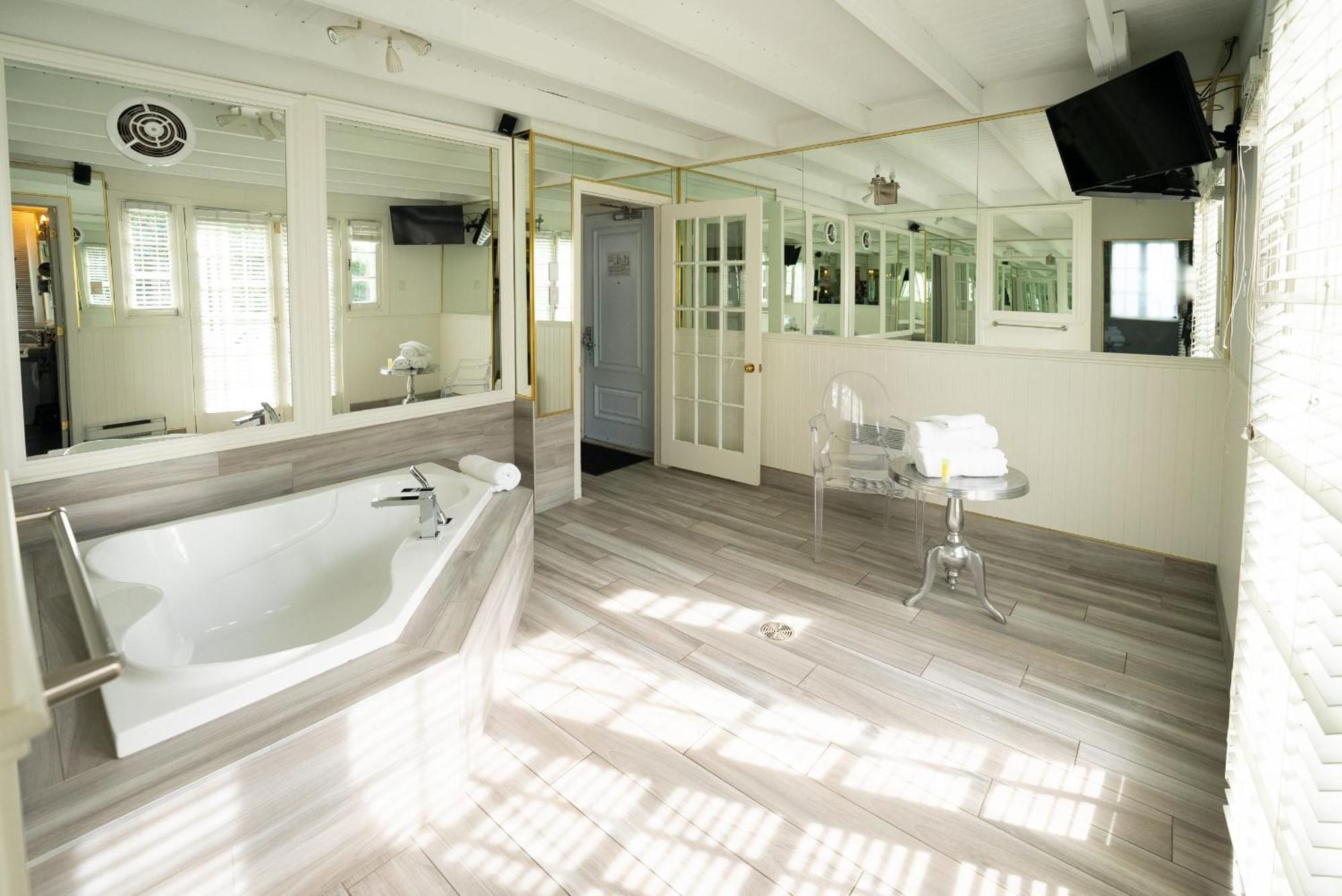 Hotel Le Rivage Rosemere Bagian luar foto